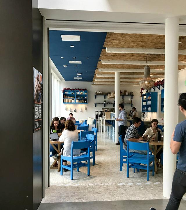 餐厅成科技巨头新战场,谷歌一年伙食费5亿,上千人海选一大厨